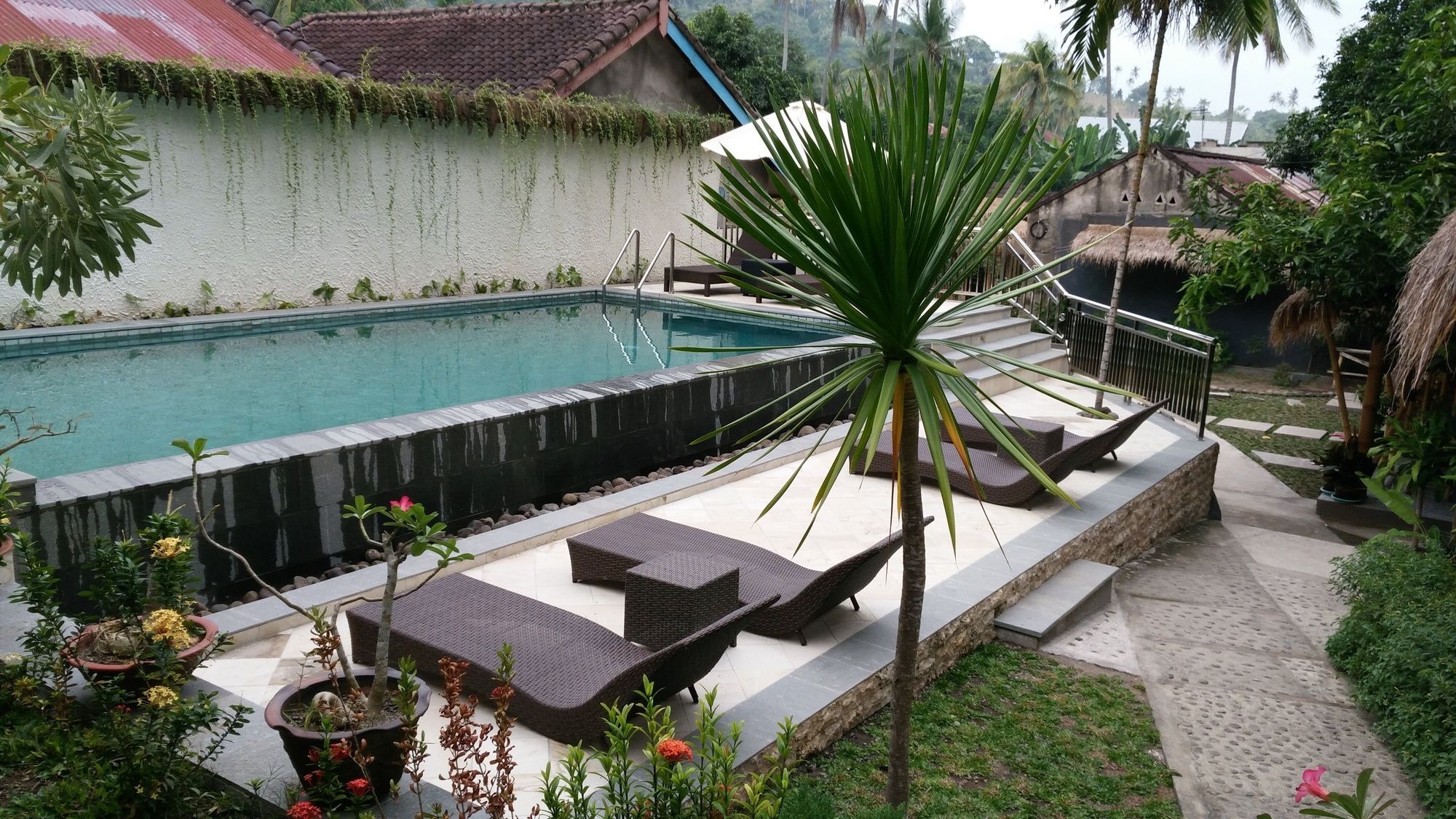 Senggigi Cottages Lombok Exterior foto